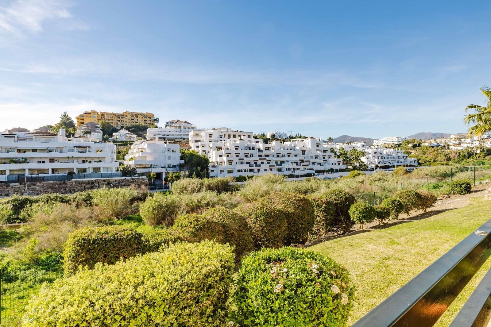 2 chambre Appartement à vendre à New Golden Mile avec piscine garage - 495 000 € (Ref: 9535510)