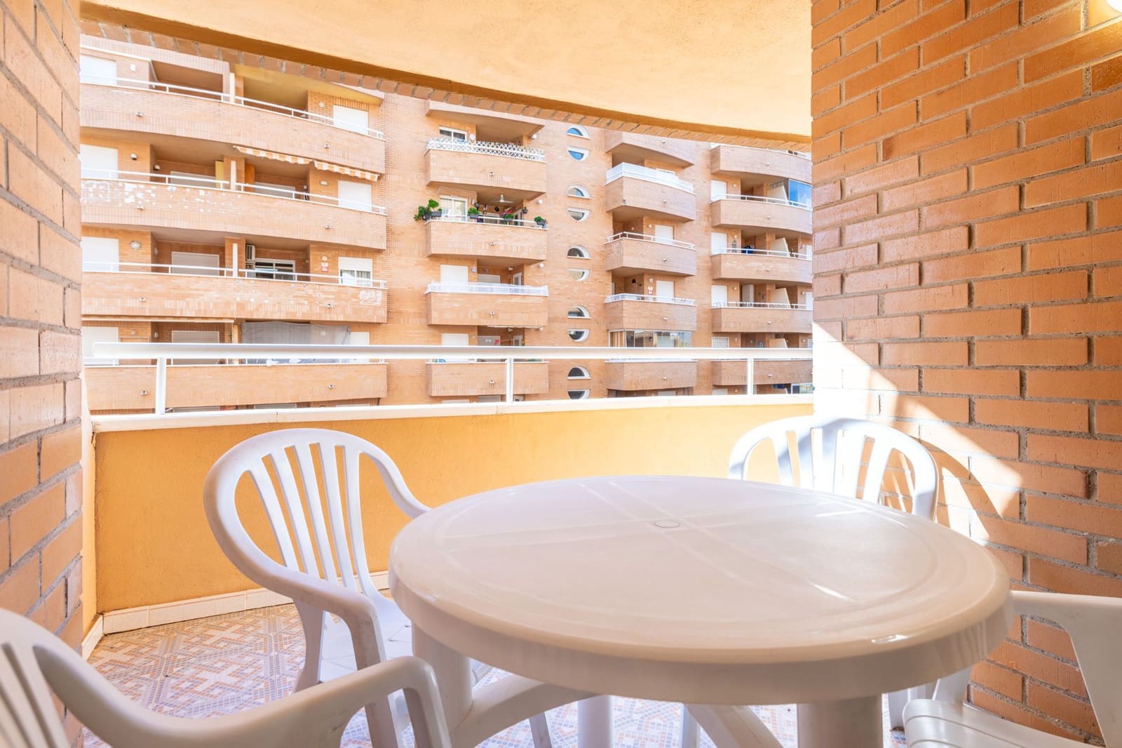2 Zimmer Apartment zu verkaufen in Oropesa  mit Pool Garage - 159.900 € (Ref: 9535511)
