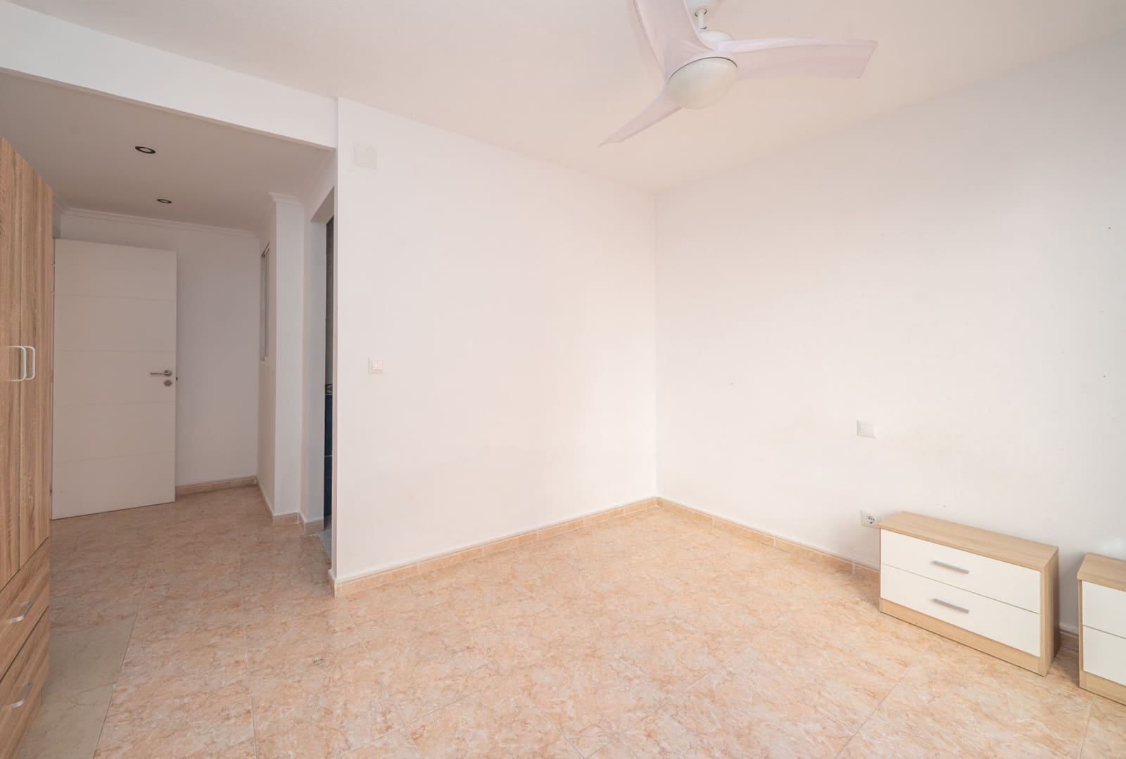 3 bedroom Apartment for sale in Muchamiel / Mutxamel - € 199,000 (Ref: 9540769)