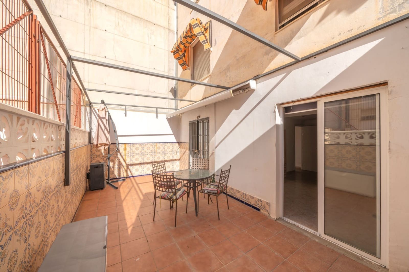 3 bedroom Apartment for sale in Muchamiel / Mutxamel - € 199,000 (Ref: 9540769)