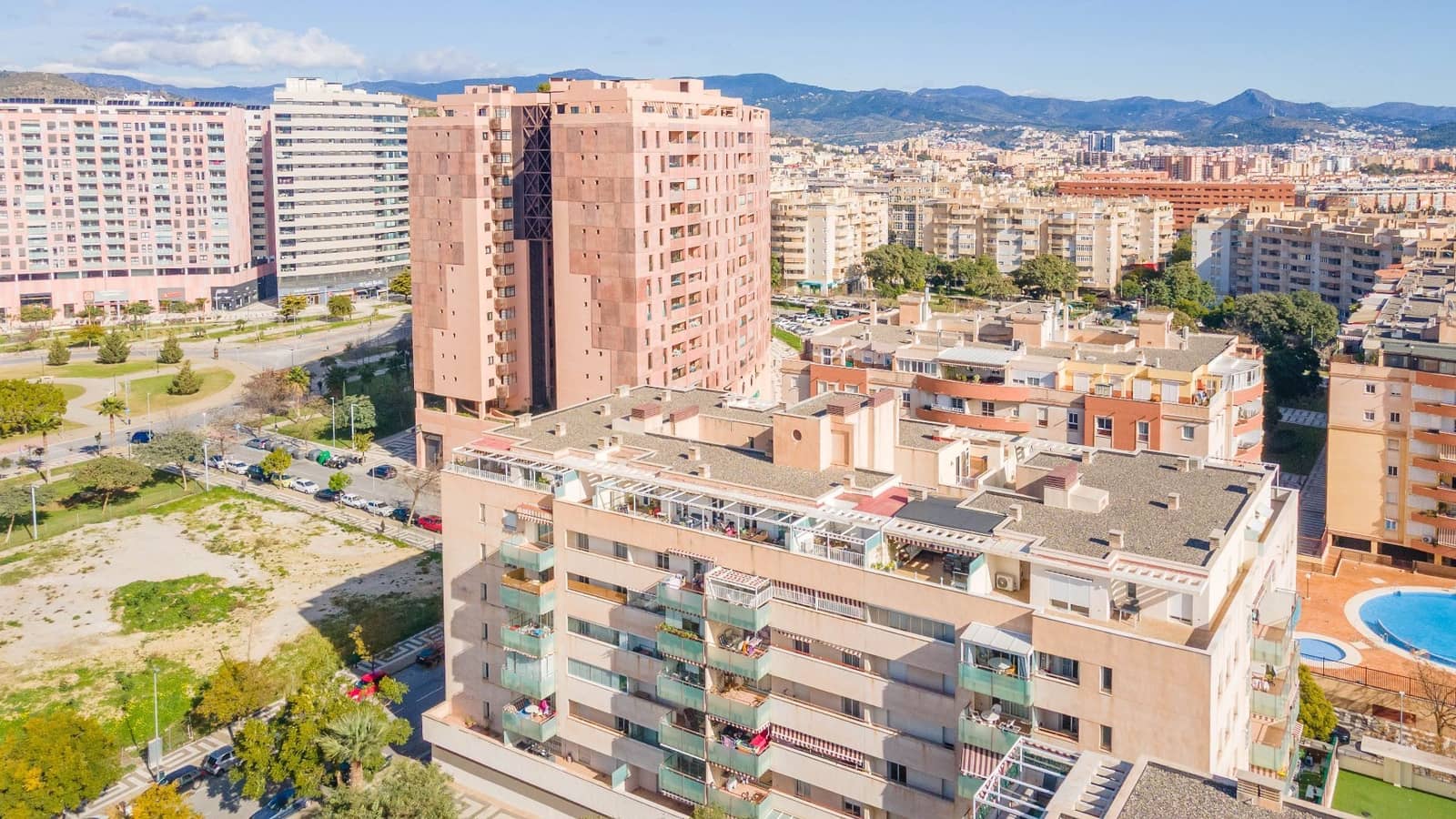 3 soveværelse Lejlighed til salg i Malaga by med swimmingpool garage - € 609.700 (Ref: 9540774)