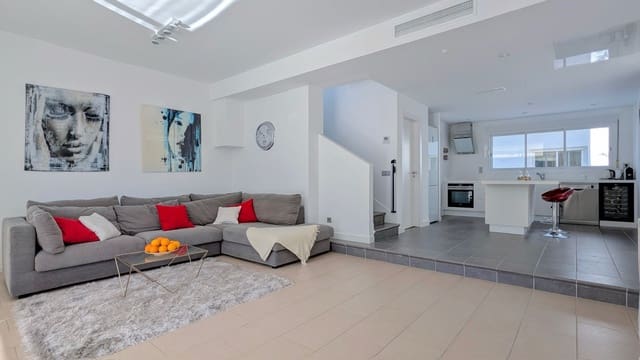 3 soveværelse Villa til salg i San Jose / Sant Josep de Sa Talaia med swimmingpool garage - € 1.450.000 (Ref: 9540775)