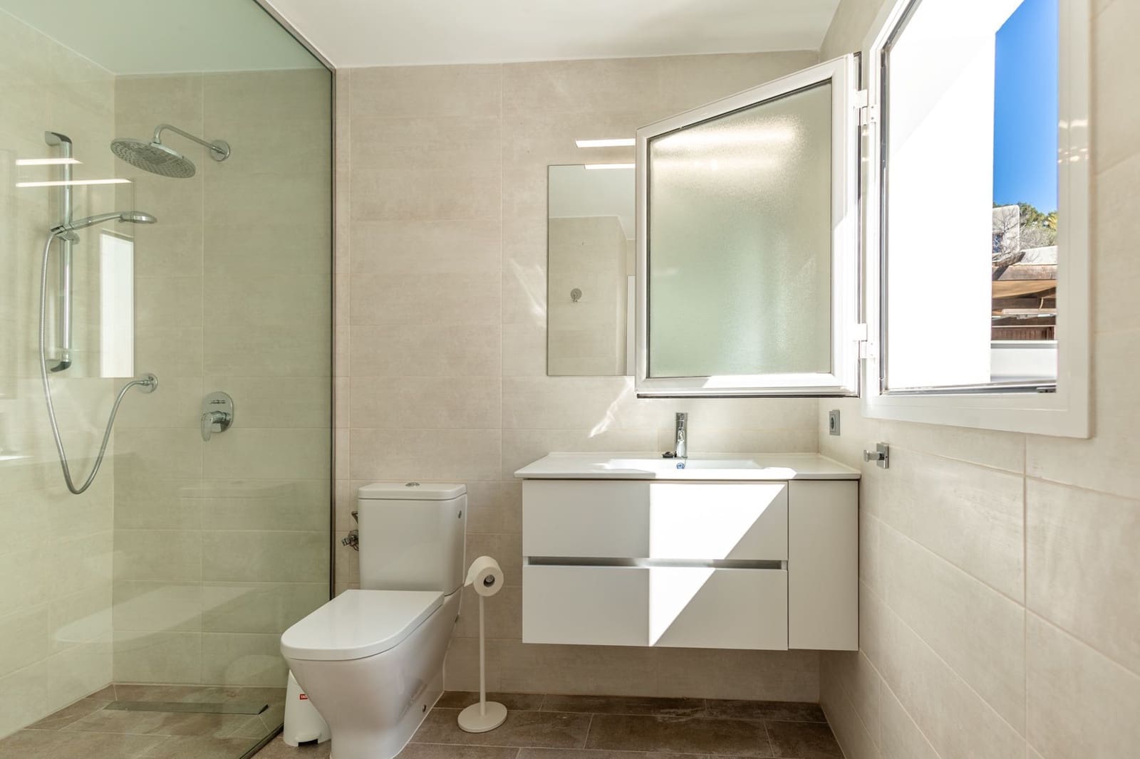 3 bedroom Villa for sale in San Jose / Sant Josep de Sa Talaia with pool garage - € 1,450,000 (Ref: 9540775)