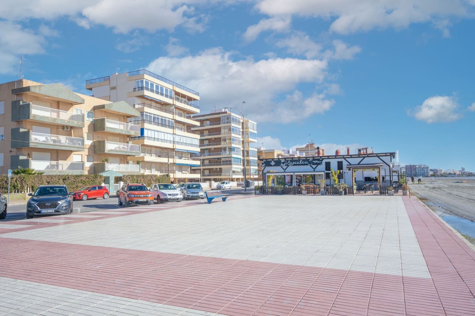 2 bedroom Villa for sale in Santa Pola - € 289,000 (Ref: 9540778)