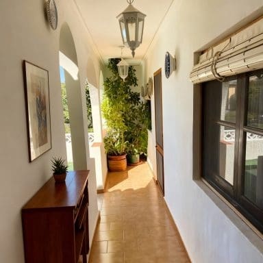 8 Zimmer Villa zu verkaufen in Pedreguer mit Pool - 682.500 € (Ref: 9543050)