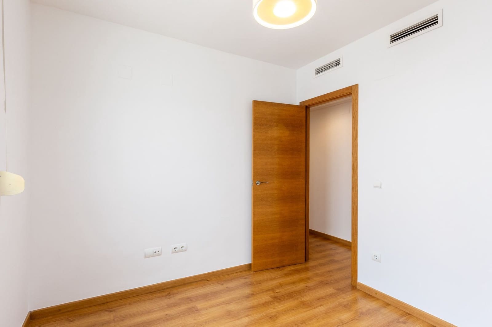 3 soveværelse Penthouse til salg i Valencia by med garage - € 188.000 (Ref: 9543051)