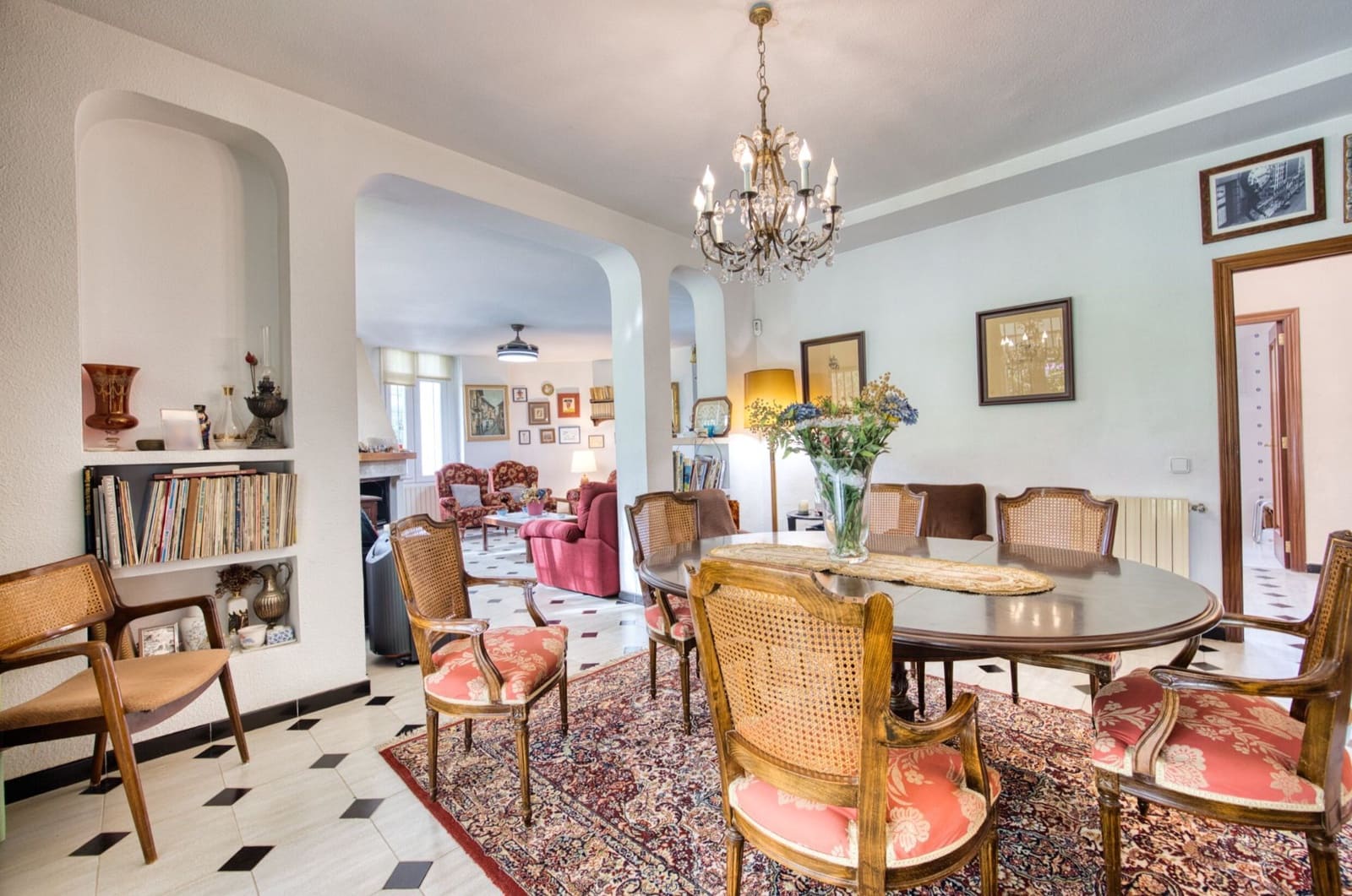 Chalet de 7 habitaciones en Muchamiel / Mutxamel en venta con piscina garaje - 895.000 € (Ref: 9543052)