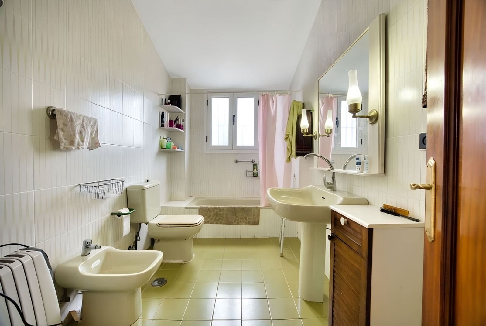 Chalet de 7 habitaciones en Muchamiel / Mutxamel en venta con piscina garaje - 895.000 € (Ref: 9543052)