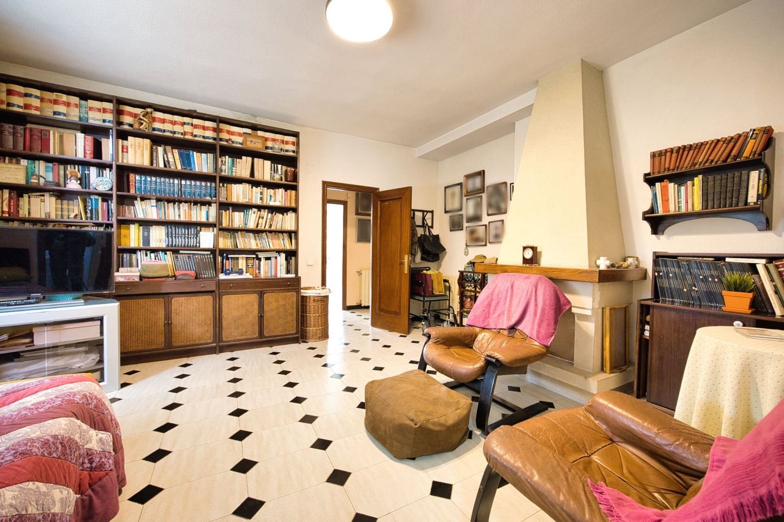 Chalet de 7 habitaciones en Muchamiel / Mutxamel en venta con piscina garaje - 895.000 € (Ref: 9543052)