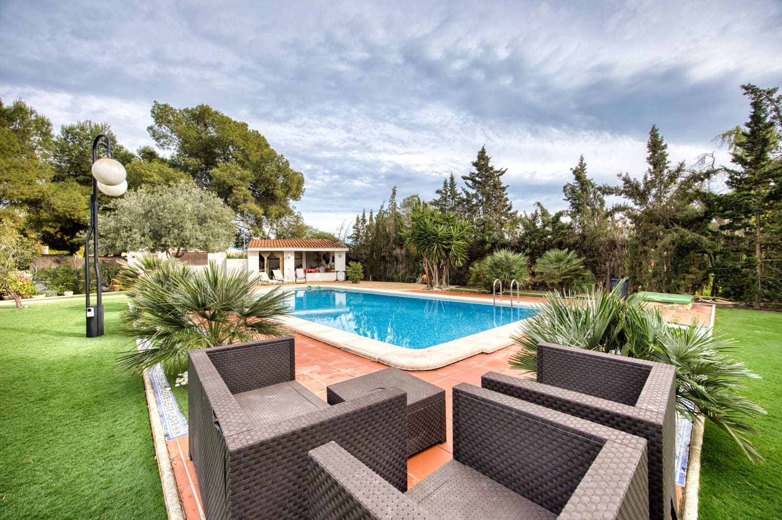 Chalet de 7 habitaciones en Muchamiel / Mutxamel en venta con piscina garaje - 895.000 € (Ref: 9543052)