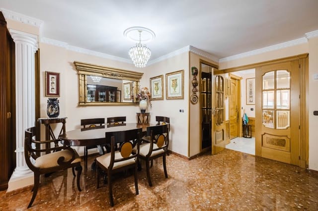 3 Zimmer Apartment zu verkaufen in La Malagueta, Málaga Stadt mit Garage - 890.000 € (Ref: 9550798)