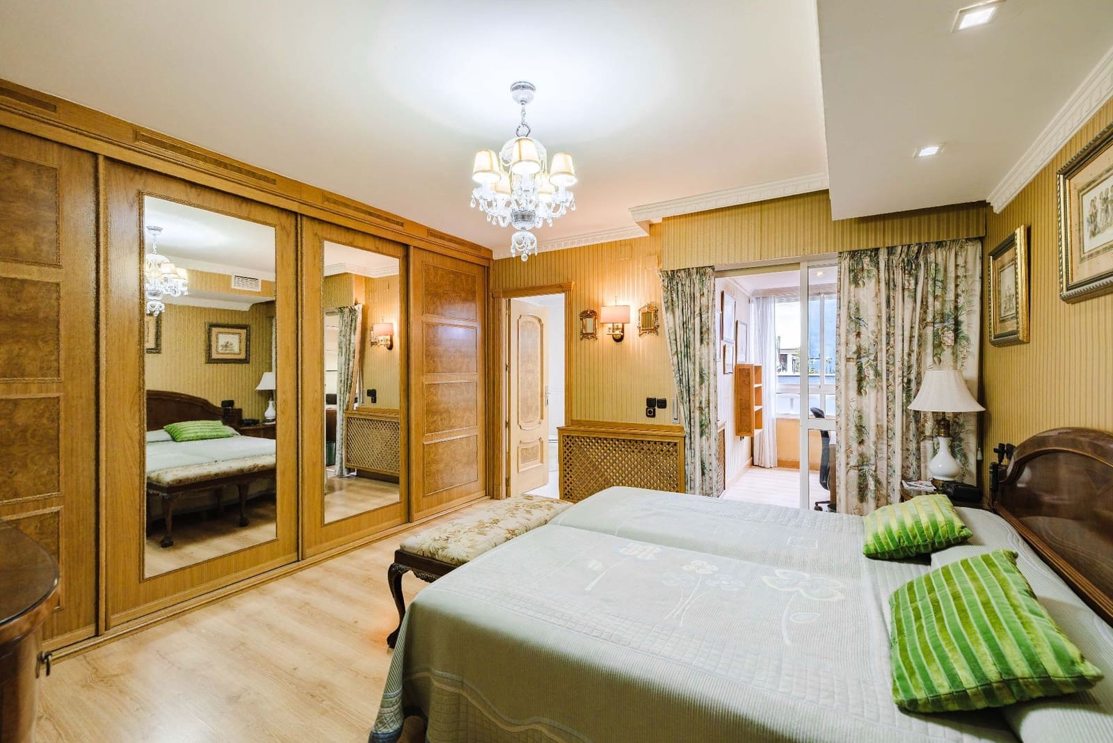 3 sypialnia Apartament na sprzedaż w Miasto Malaga z garażem - 890 000 € (Ref: 9550798)