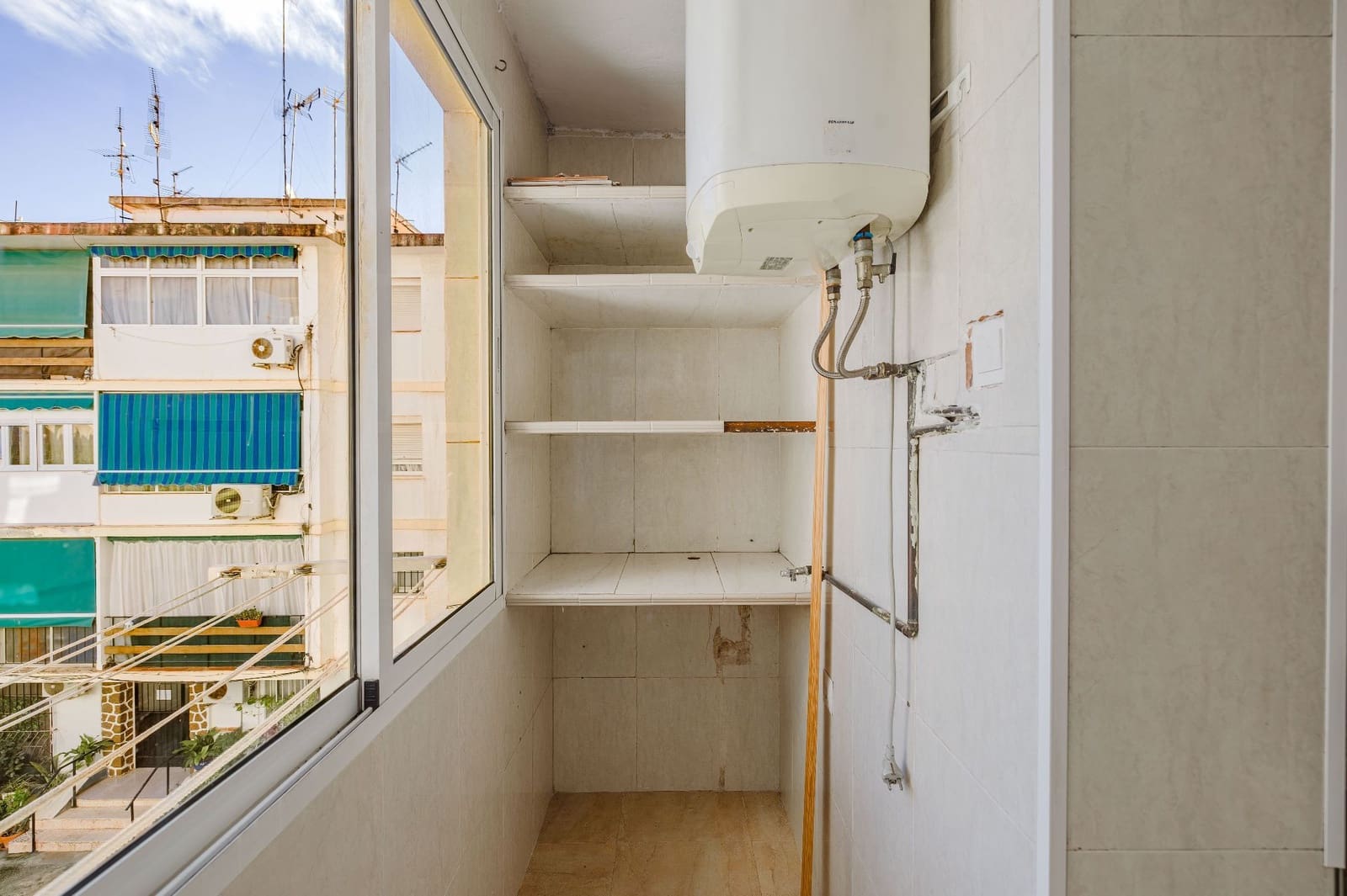 3 soveværelse Lejlighed til salg i Torremolinos - € 220.000 (Ref: 9550799)