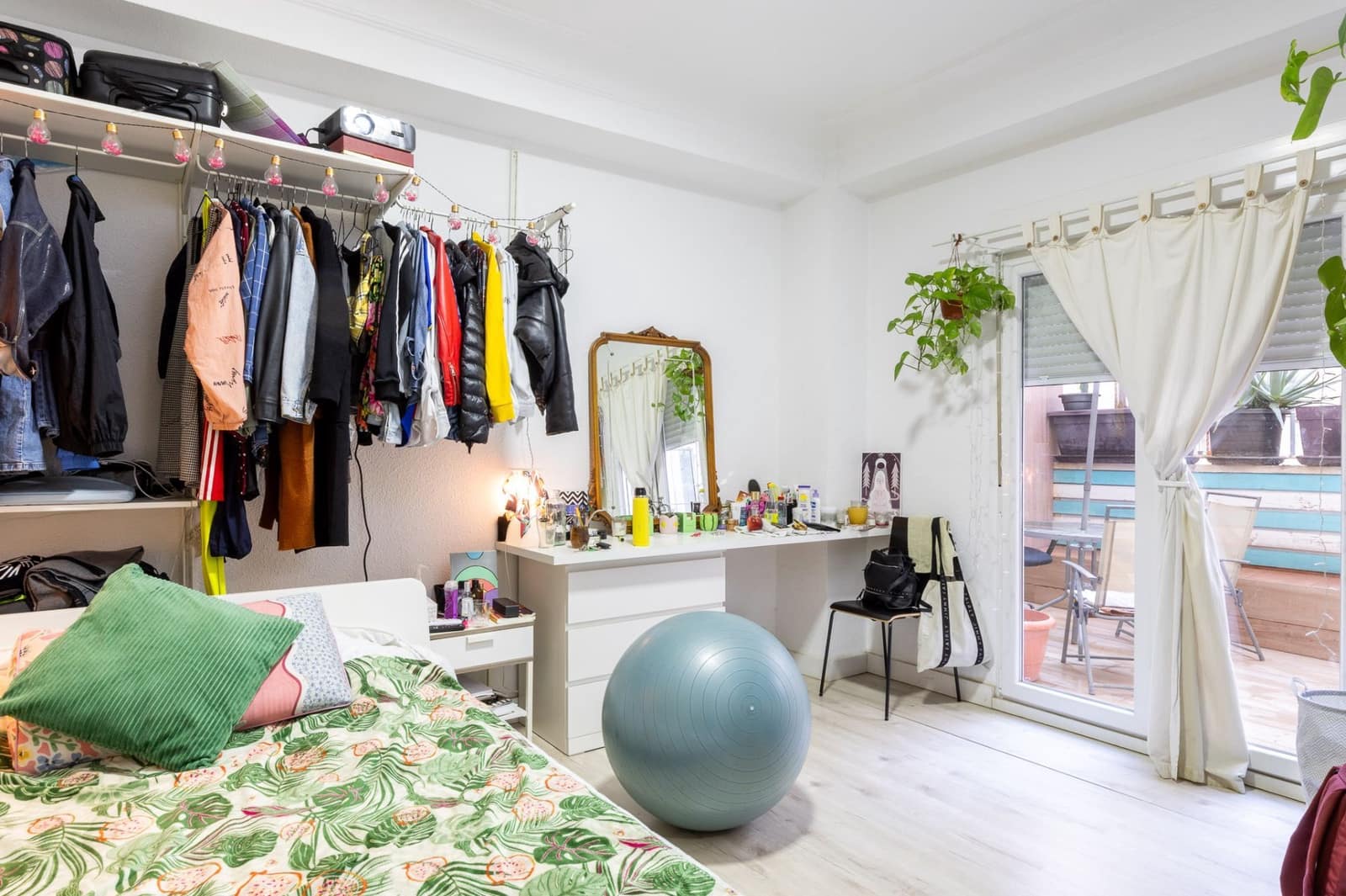 4 soveværelse Lejlighed til salg i Valencia by - € 415.000 (Ref: 9550800)