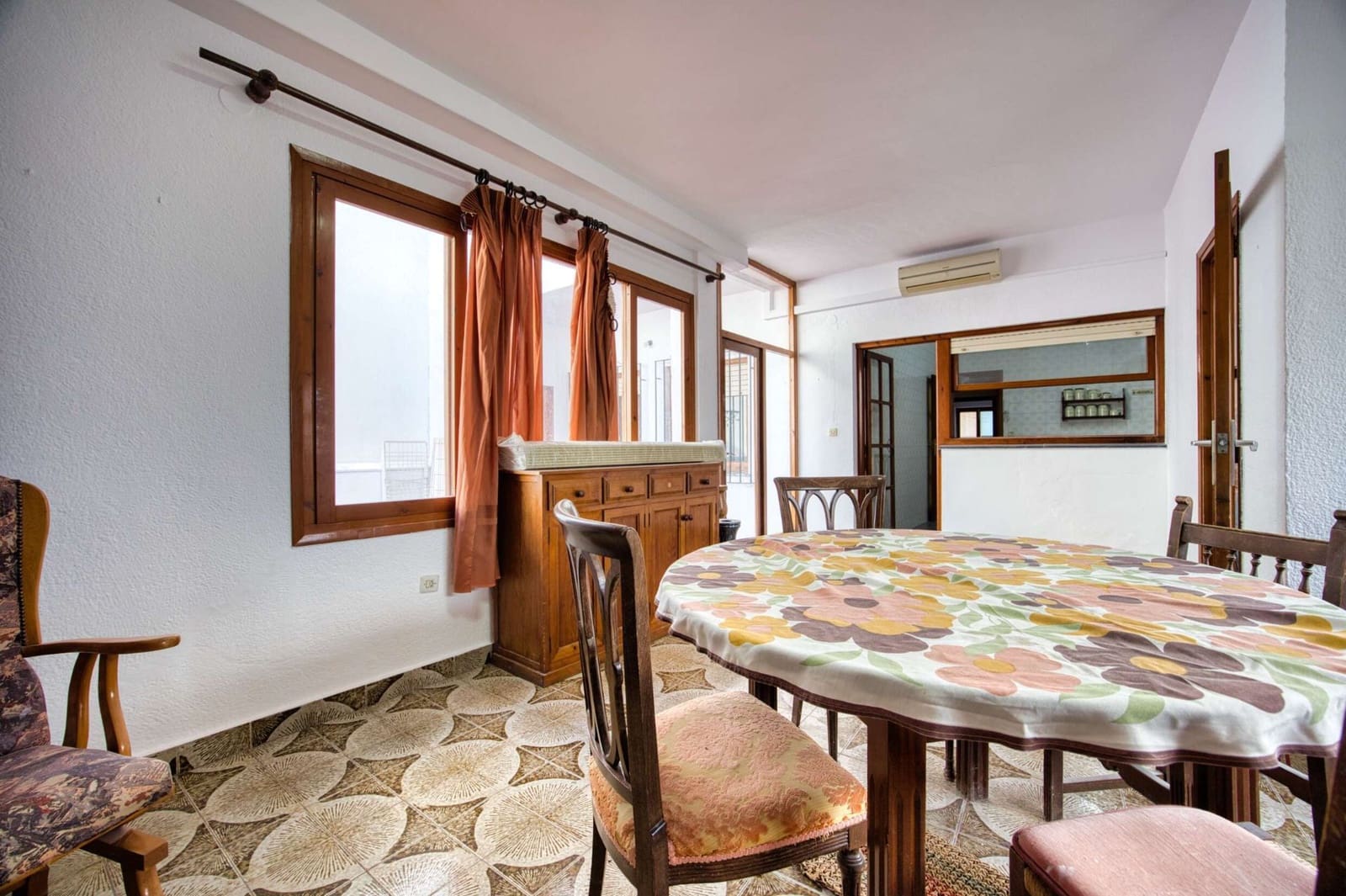 4 quarto Apartamento para venda em Denia - 215 000 € (Ref: 9554562)