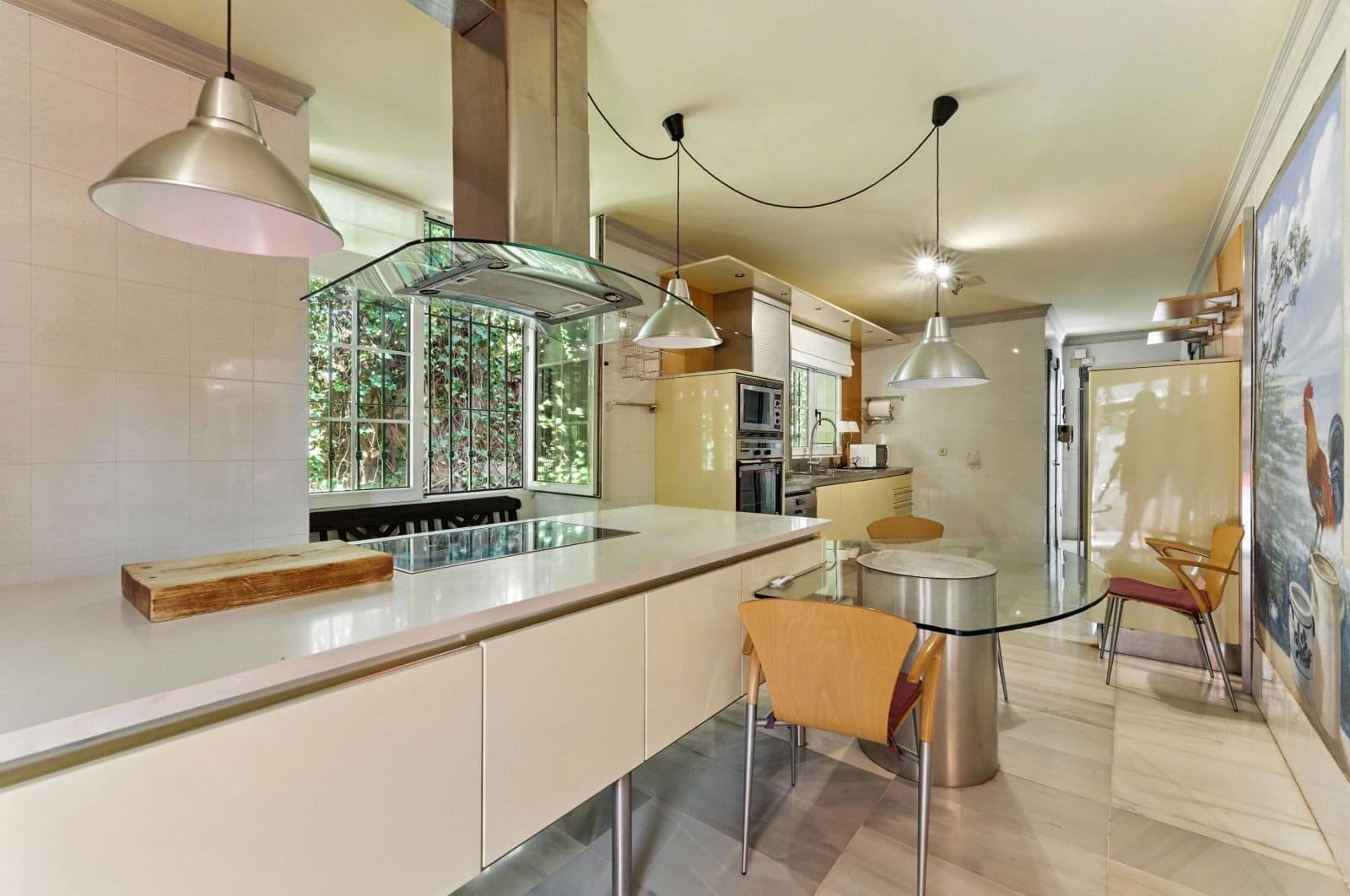 7 Zimmer Villa zu verkaufen in Marbella mit Pool Garage - 2.250.000 € (Ref: 9554563)