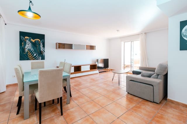 2 makuuhuone Asunto vuokrattavana paikassa Ibiza kaupunki mukana uima-altaan 
autotalli - 3 500 € (Ref: 9560903)