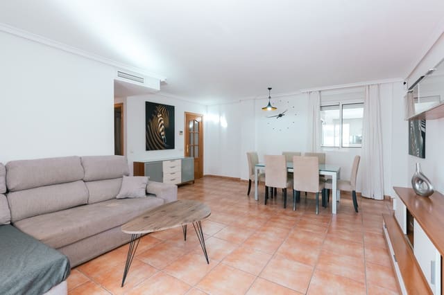 2 makuuhuone Asunto vuokrattavana paikassa Ibiza kaupunki mukana uima-altaan 
autotalli - 3 500 € (Ref: 9560903)