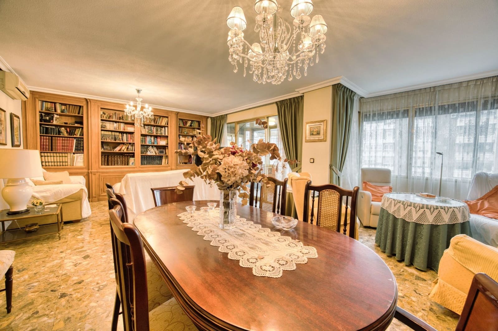 4 quarto Apartamento para venda em Alicante cidade com garagem - 630 000 € (Ref: 9560906)