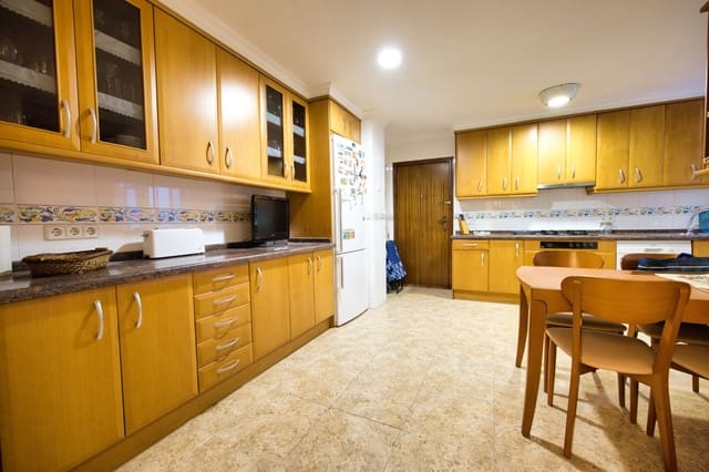 4 quarto Apartamento para venda em Alicante cidade com garagem - 630 000 € (Ref: 9560906)