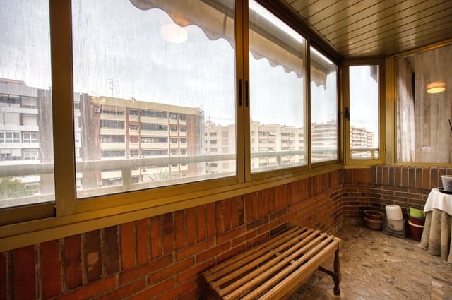 4 quarto Apartamento para venda em Alicante cidade com garagem - 630 000 € (Ref: 9560906)