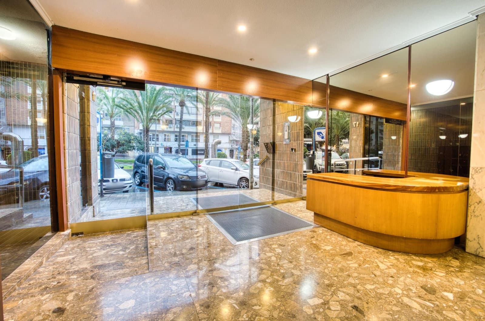 4 quarto Apartamento para venda em Alicante cidade com garagem - 630 000 € (Ref: 9560906)