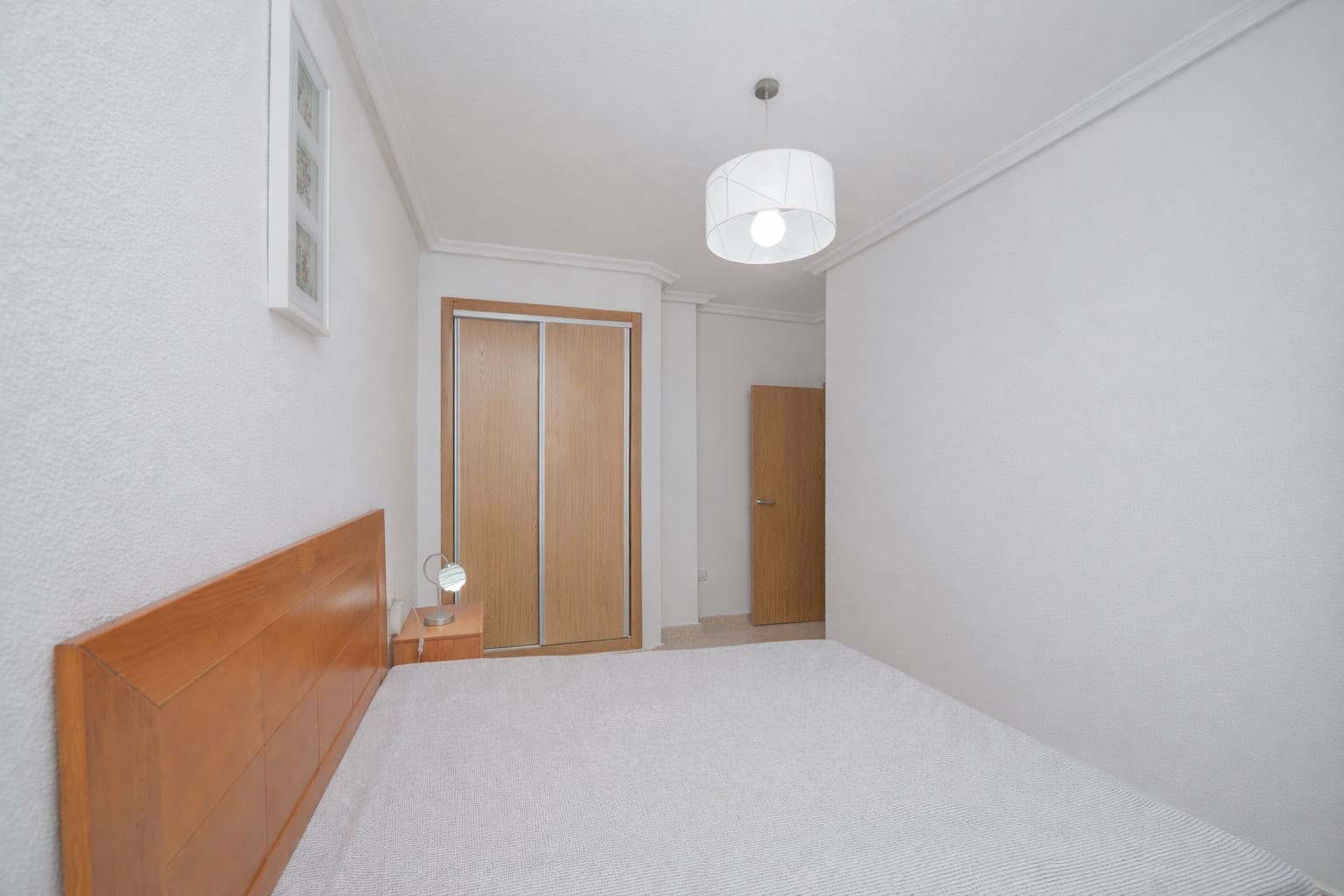 Apartamento de 2 habitaciones en Torrevieja en venta - 139.000 € (Ref: 9564315)