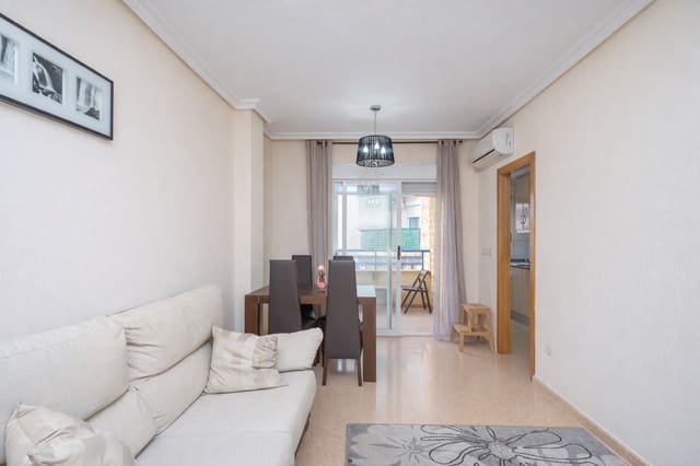 Apartamento de 2 habitaciones en Torrevieja en venta - 139.000 € (Ref: 9564315)