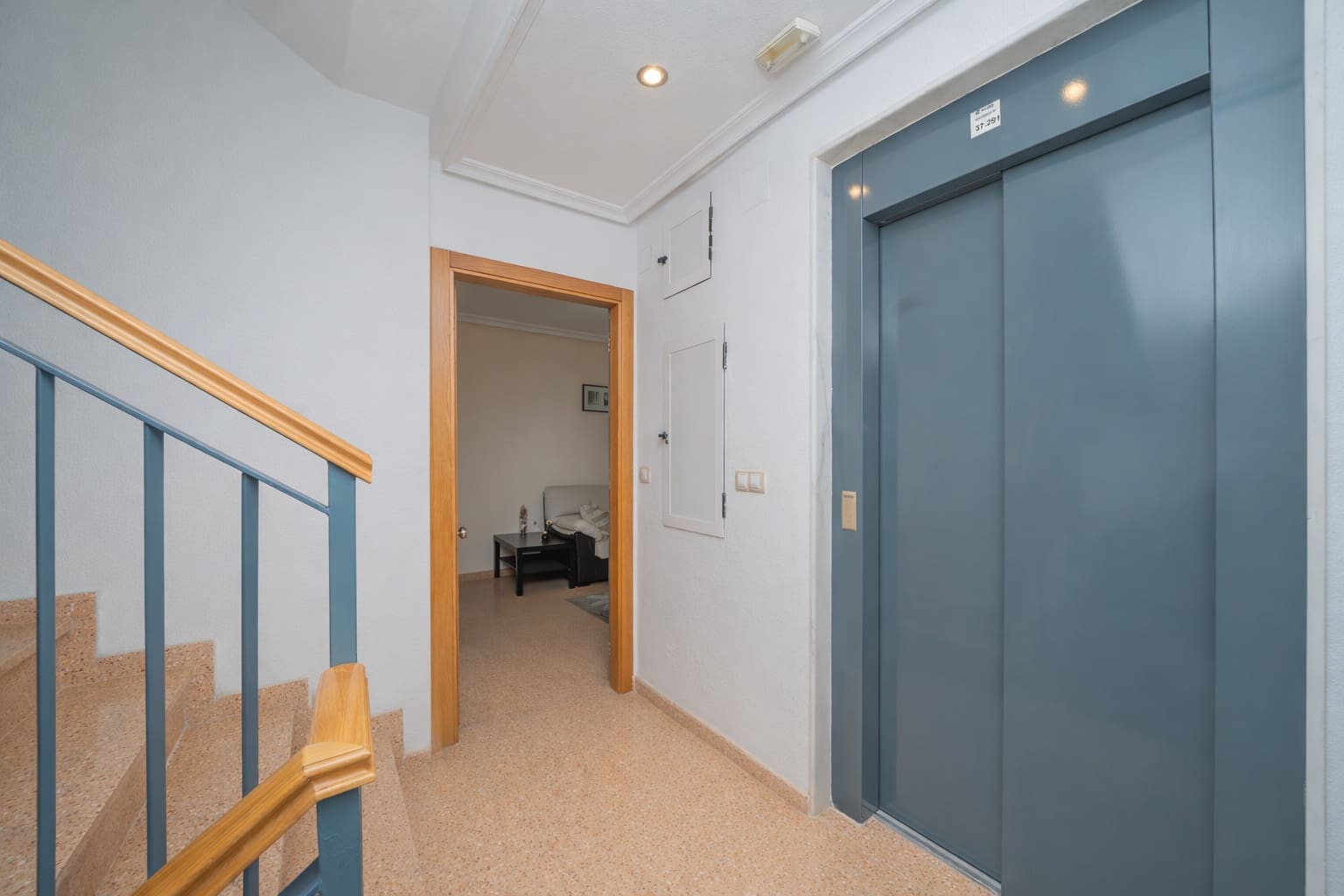 Apartamento de 2 habitaciones en Torrevieja en venta - 139.000 € (Ref: 9564315)