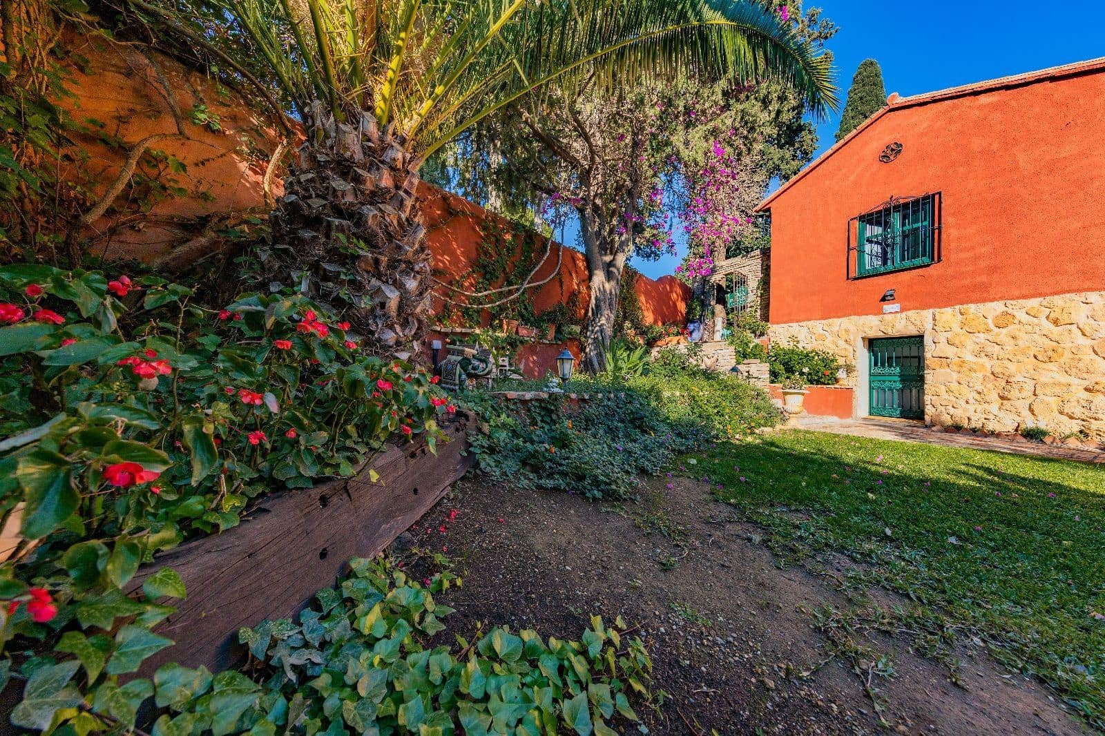 Chalet de 6 habitaciones en Torremolinos en venta con piscina garaje - 1.200.000 € (Ref: 9568023)