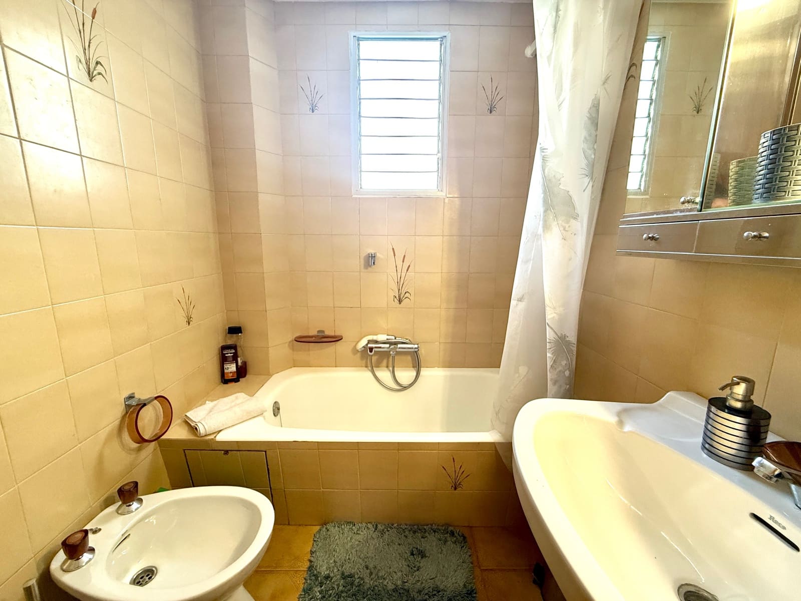 5 sypialnia Dom blizniak na sprzedaż w Oliva z garażem - 220 000 € (Ref: 9568024)