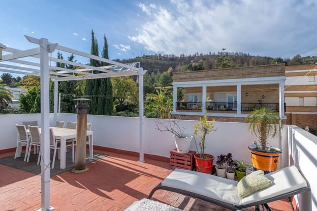 5 bedroom Semi-detached Villa for sale in Oliva with garage - € 220,000 (Ref: 9568024)