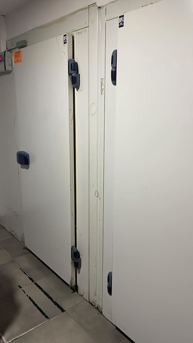 Kommersiell til salgs i Toledo by - € 650 000 (Ref: 9568025)