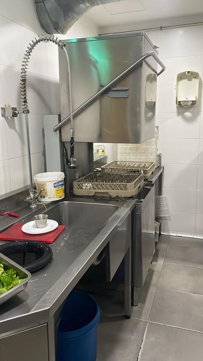 Kommersiell til salgs i Toledo by - € 650 000 (Ref: 9568025)