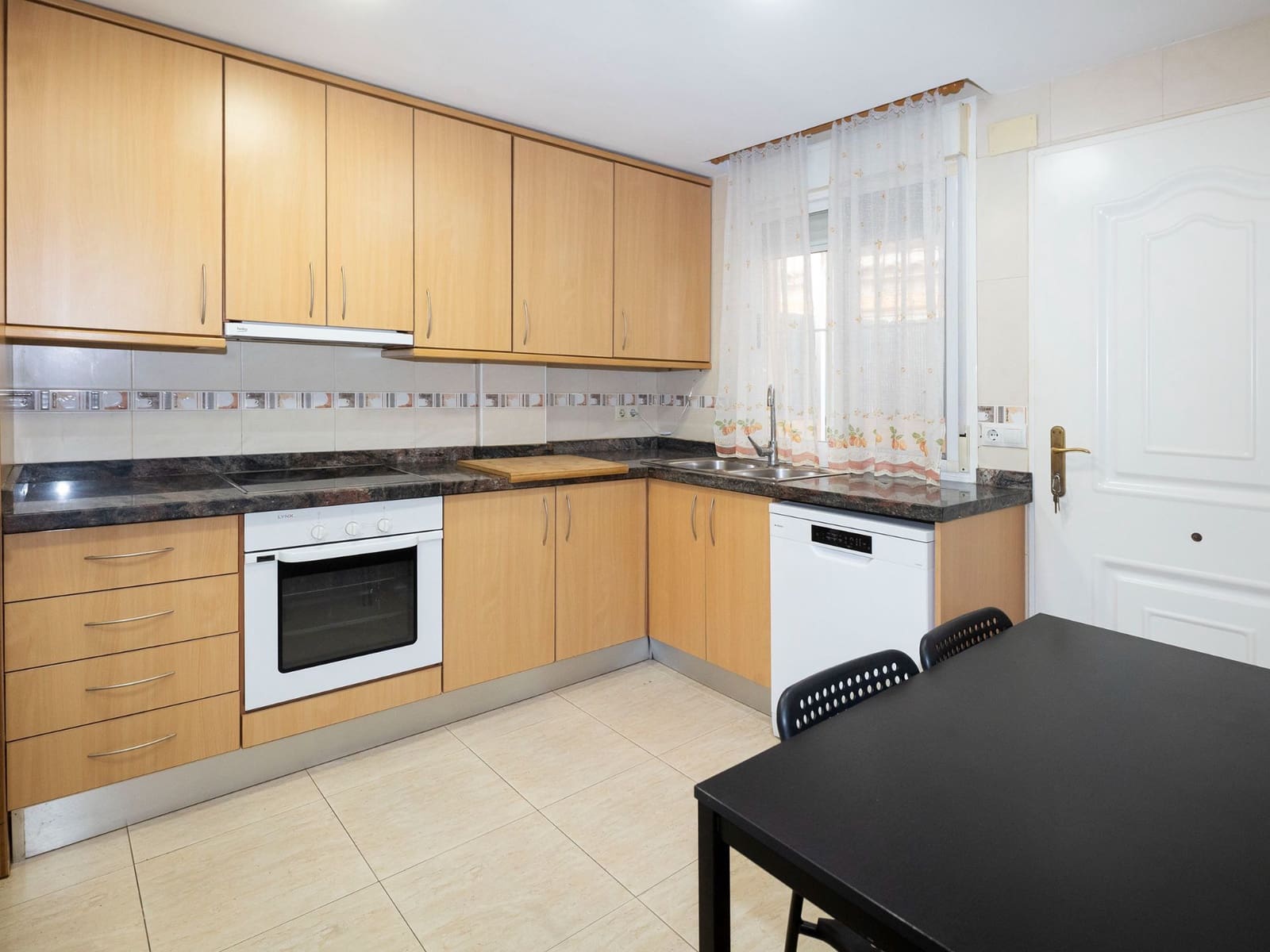 3 soverom Villa til salgs i Almassora / Almazora med svømmebasseng garasje - € 175 000 (Ref: 9570625)