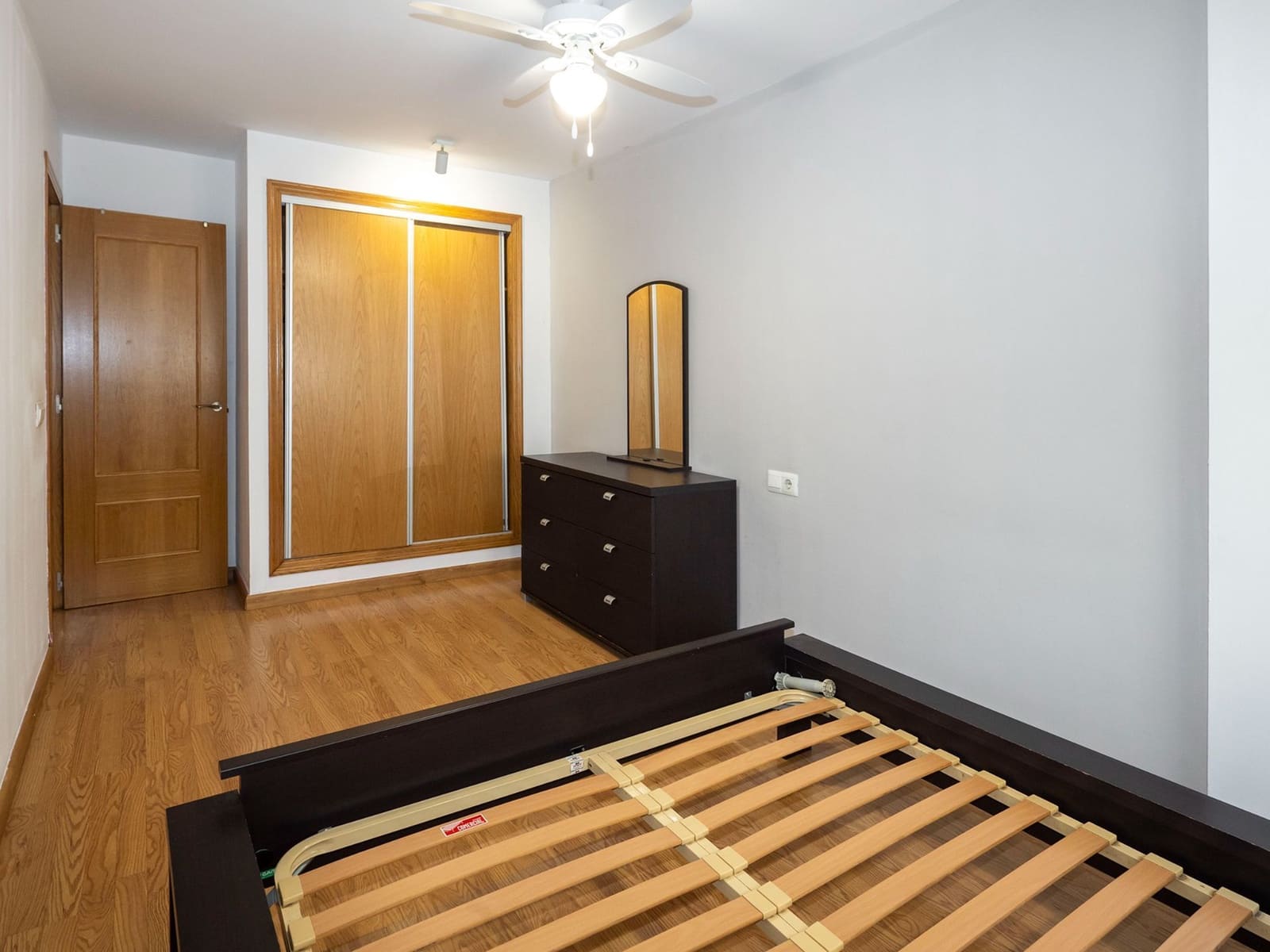 3 soverom Villa til salgs i Almassora / Almazora med svømmebasseng garasje - € 175 000 (Ref: 9570625)