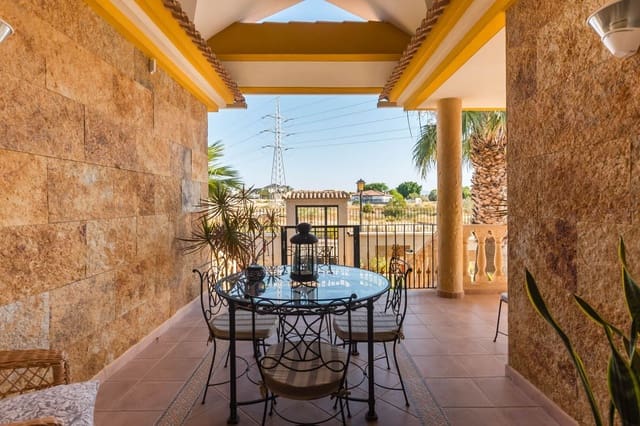 Chalet de 6 habitaciones en Molina de Segura en venta con piscina garaje - 539.000 € (Ref: 9570626)