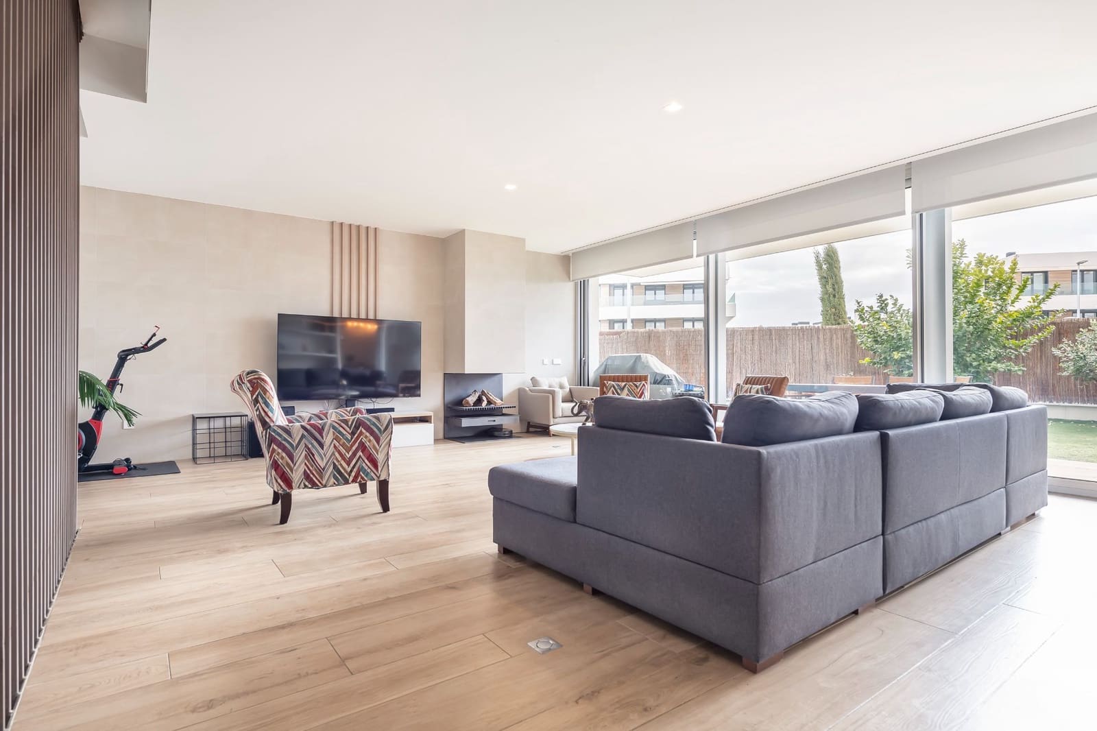 6 sypialnia Willa na sprzedaż w Miasto Madryt z basenem garażem - 2 495 000 € (Ref: 9573968)