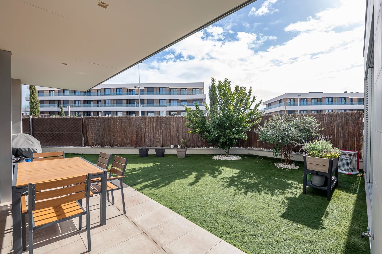 6 sypialnia Willa na sprzedaż w Miasto Madryt z basenem garażem - 2 495 000 € (Ref: 9573968)