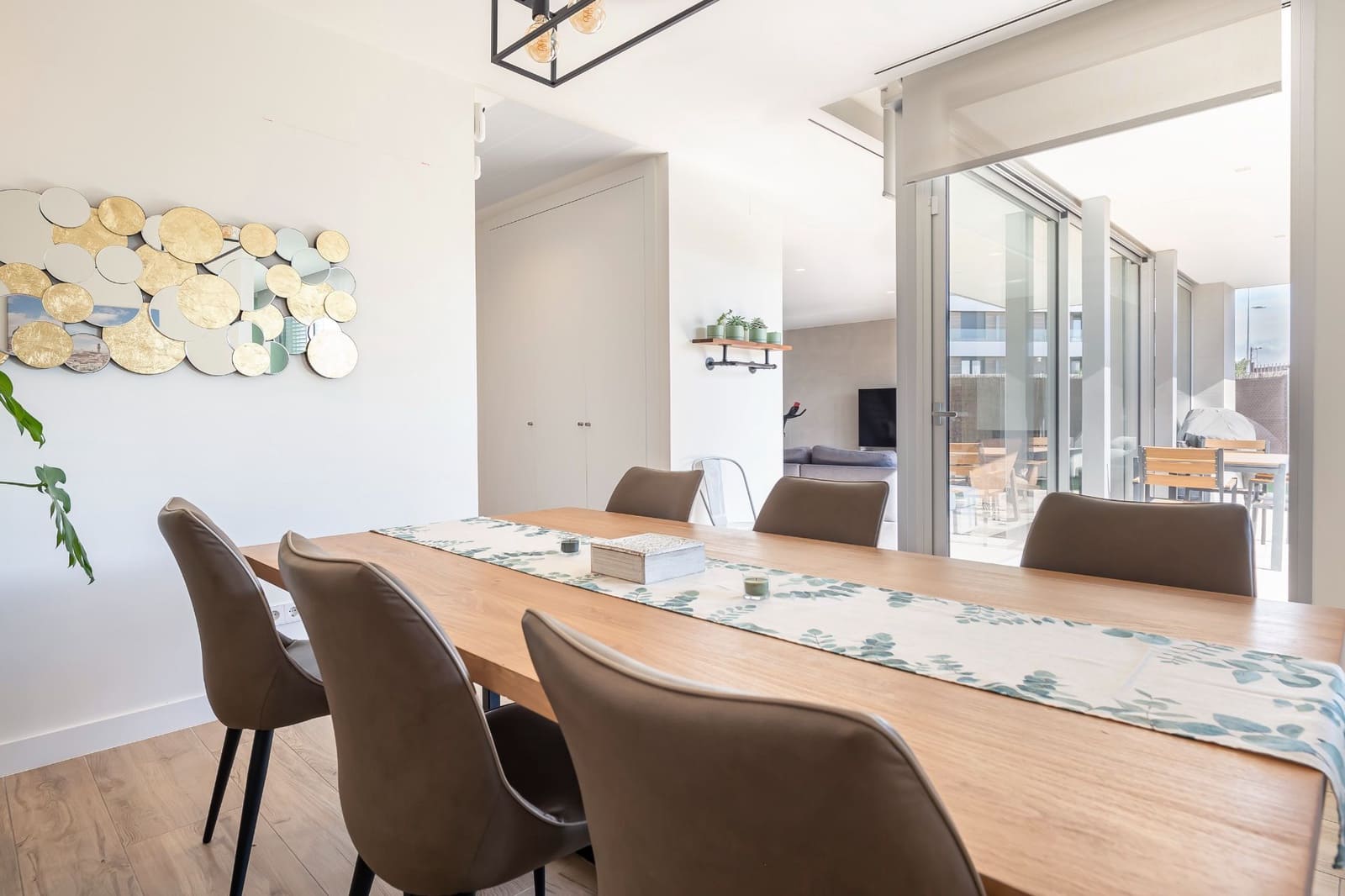 6 sypialnia Willa na sprzedaż w Miasto Madryt z basenem garażem - 2 495 000 € (Ref: 9573968)