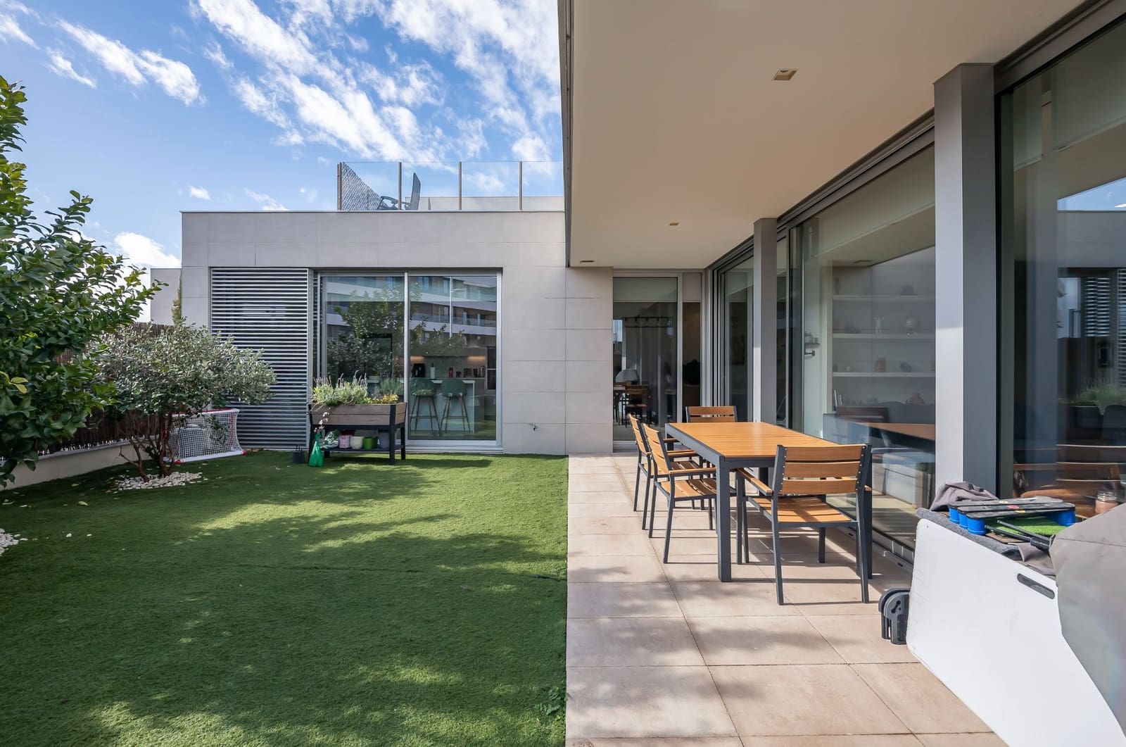 6 sypialnia Willa na sprzedaż w Miasto Madryt z basenem garażem - 2 495 000 € (Ref: 9573968)