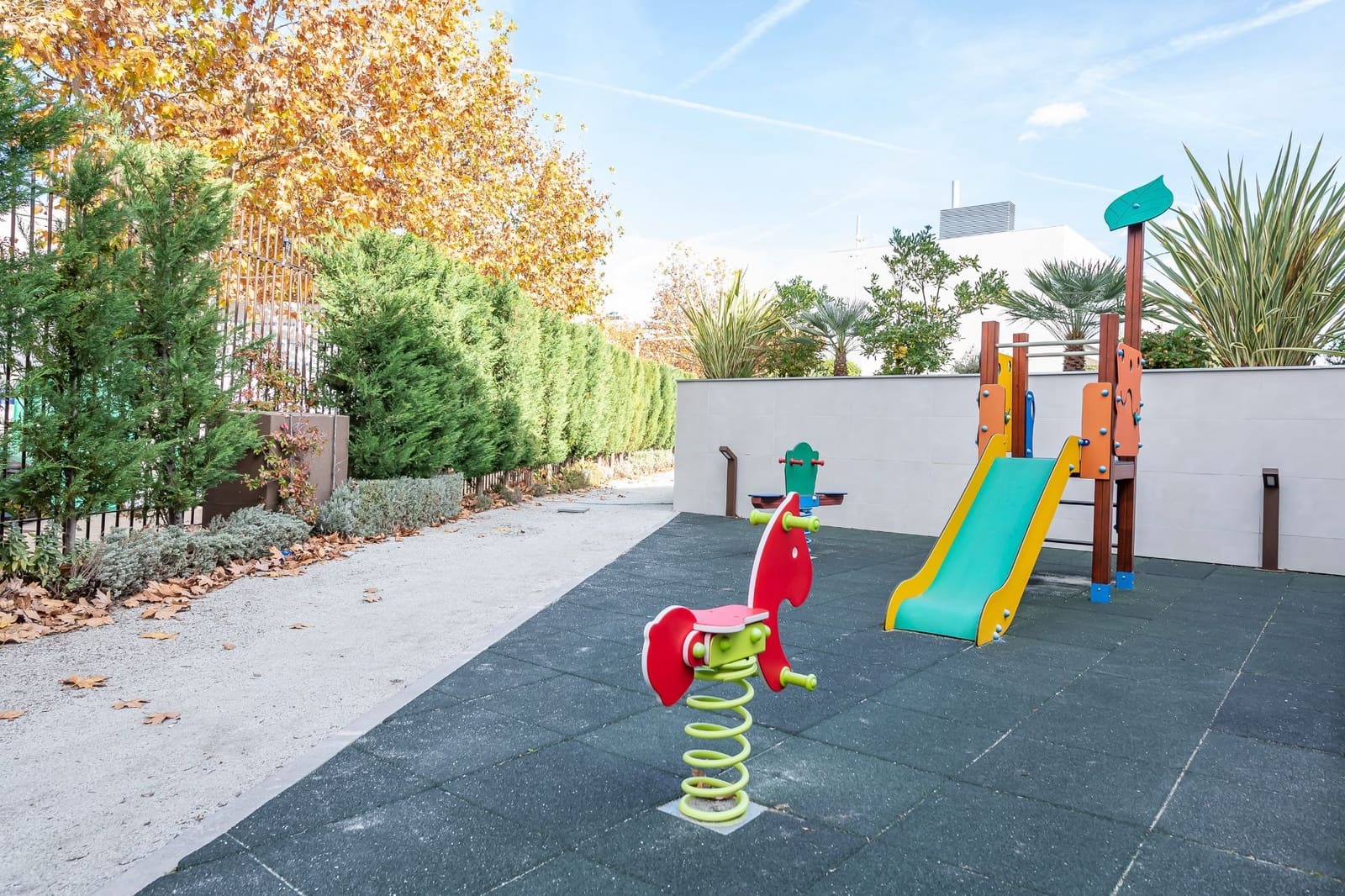 6 sypialnia Willa na sprzedaż w Miasto Madryt z basenem garażem - 2 495 000 € (Ref: 9573968)