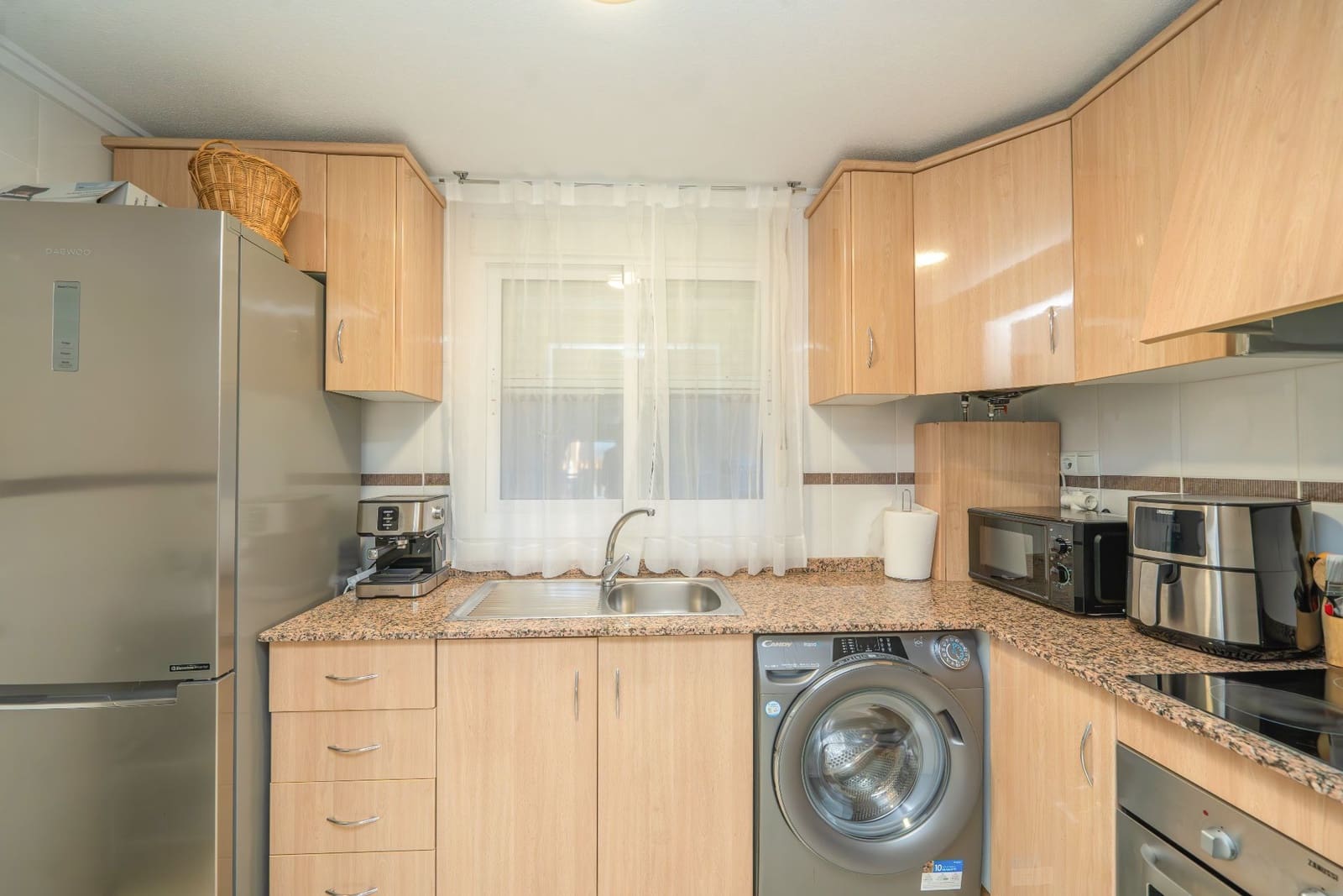 3 makuuhuone Asunto myytävänä paikassa Santa Pola mukana uima-altaan 
autotalli - 230 000 € (Ref: 9573970)