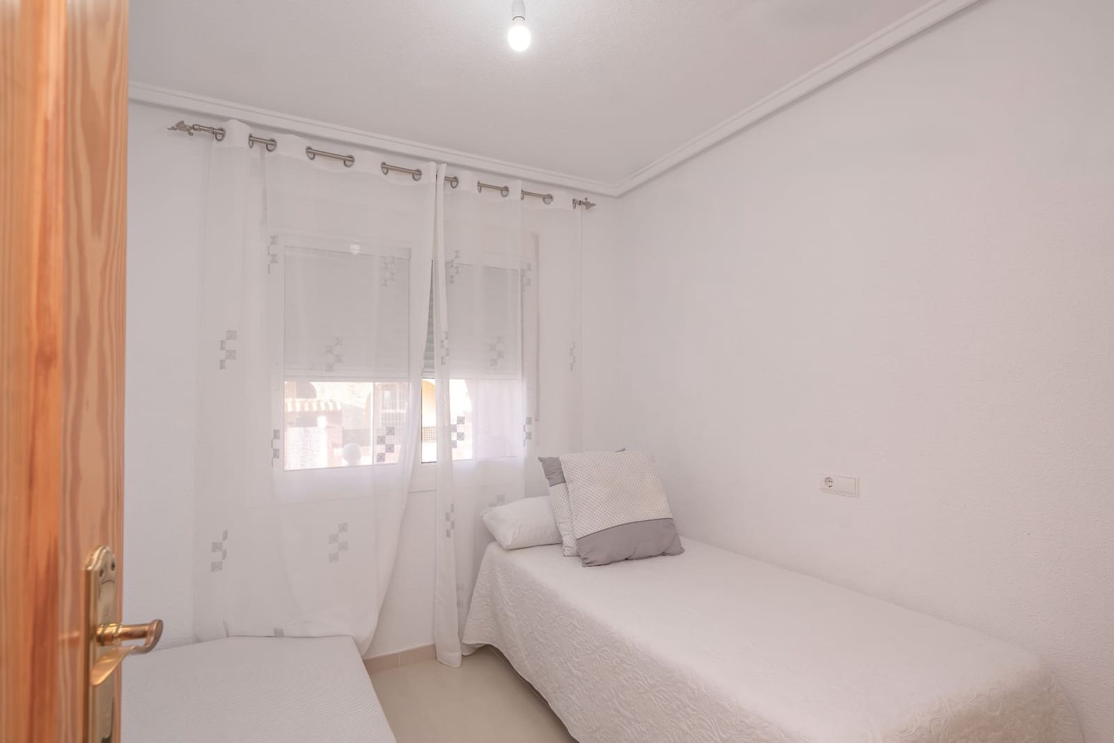 3 makuuhuone Asunto myytävänä paikassa Santa Pola mukana uima-altaan 
autotalli - 230 000 € (Ref: 9573970)