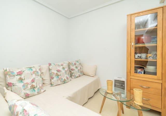 3 makuuhuone Asunto myytävänä paikassa Santa Pola mukana uima-altaan 
autotalli - 230 000 € (Ref: 9573970)