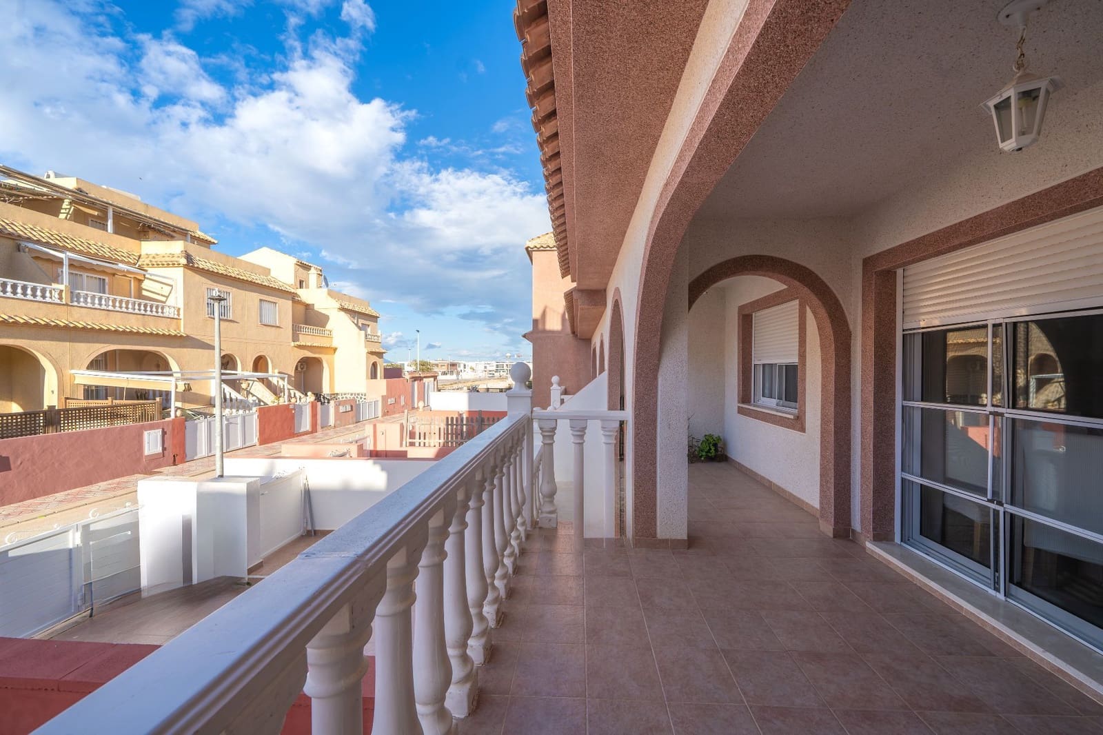 3 makuuhuone Asunto myytävänä paikassa Santa Pola mukana uima-altaan 
autotalli - 230 000 € (Ref: 9573970)