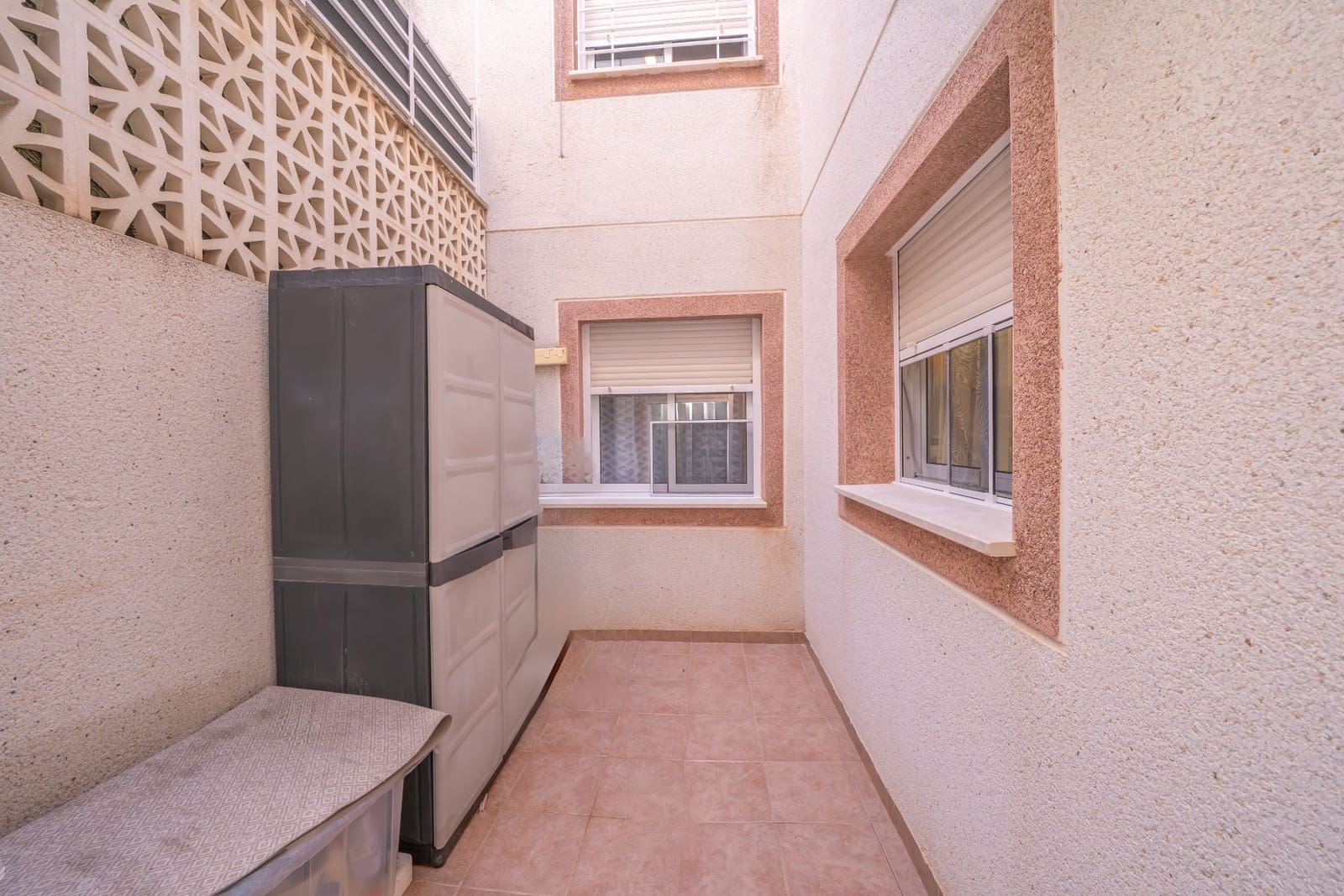 3 makuuhuone Asunto myytävänä paikassa Santa Pola mukana uima-altaan 
autotalli - 230 000 € (Ref: 9573970)