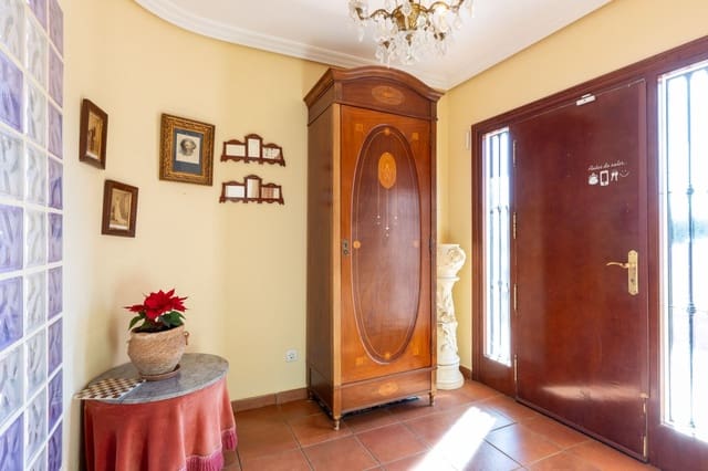 6 Zimmer Villa zu verkaufen in L'Eliana mit Pool Garage - 885.000 € (Ref: 9581541)