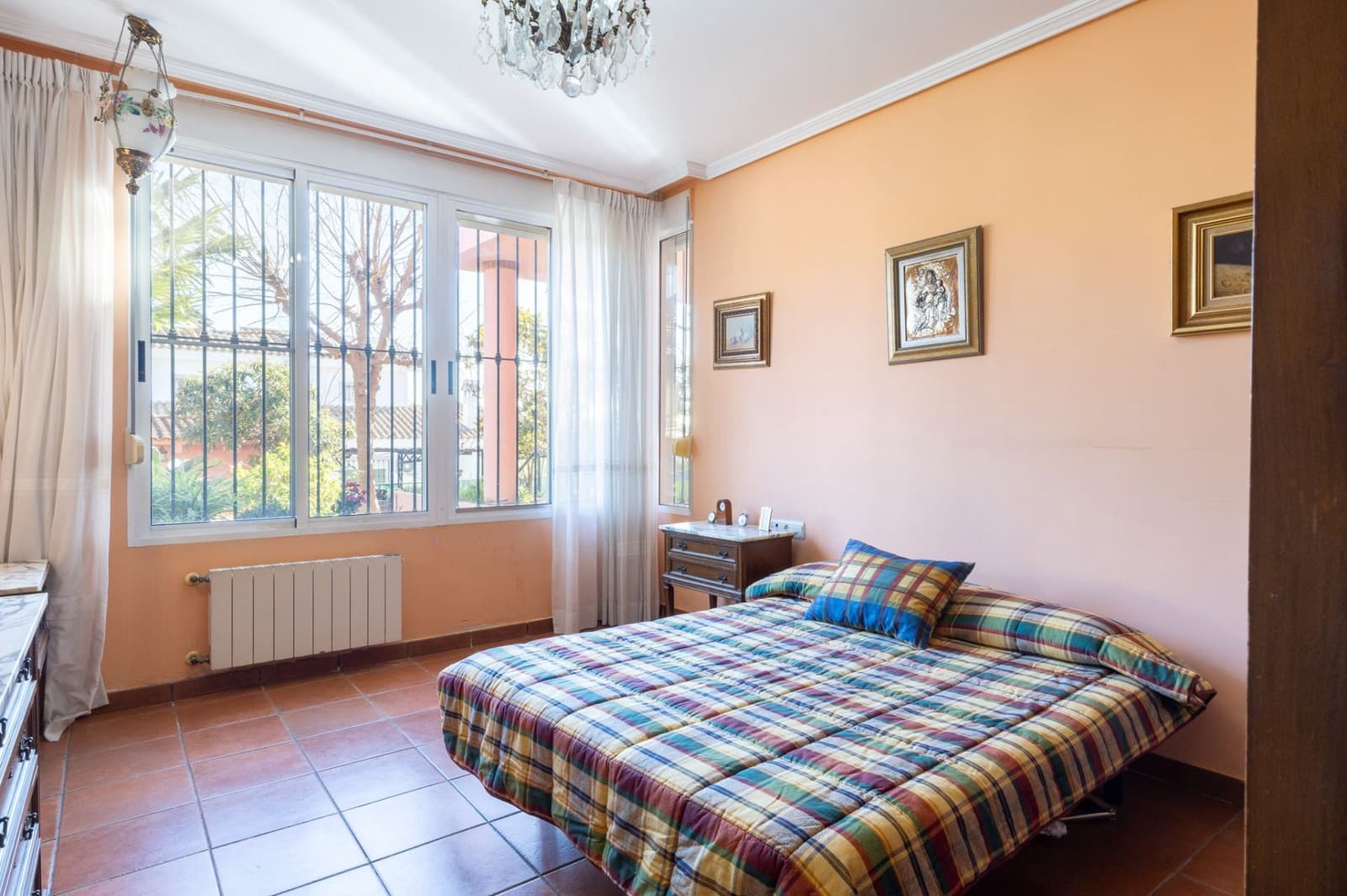 6 Zimmer Villa zu verkaufen in L'Eliana mit Pool Garage - 885.000 € (Ref: 9581541)