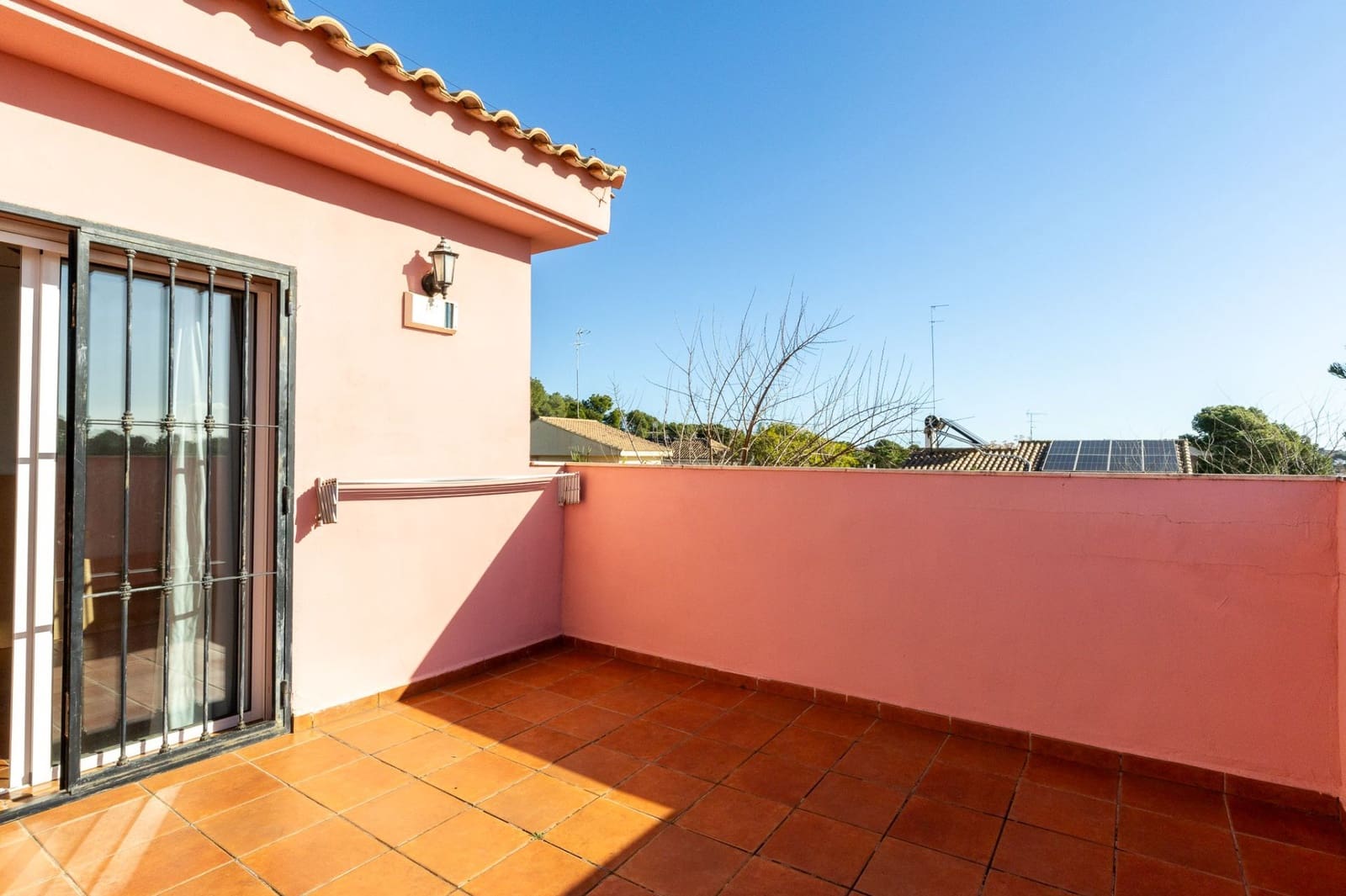 6 Zimmer Villa zu verkaufen in L'Eliana mit Pool Garage - 885.000 € (Ref: 9581541)